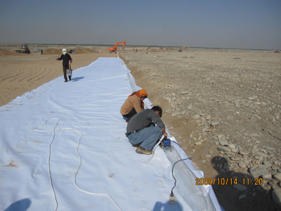 复合土工膜焊接